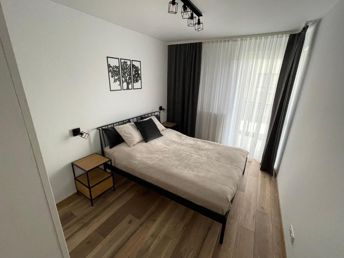 Newport Industrial Apartment Warschau Buitenkant foto