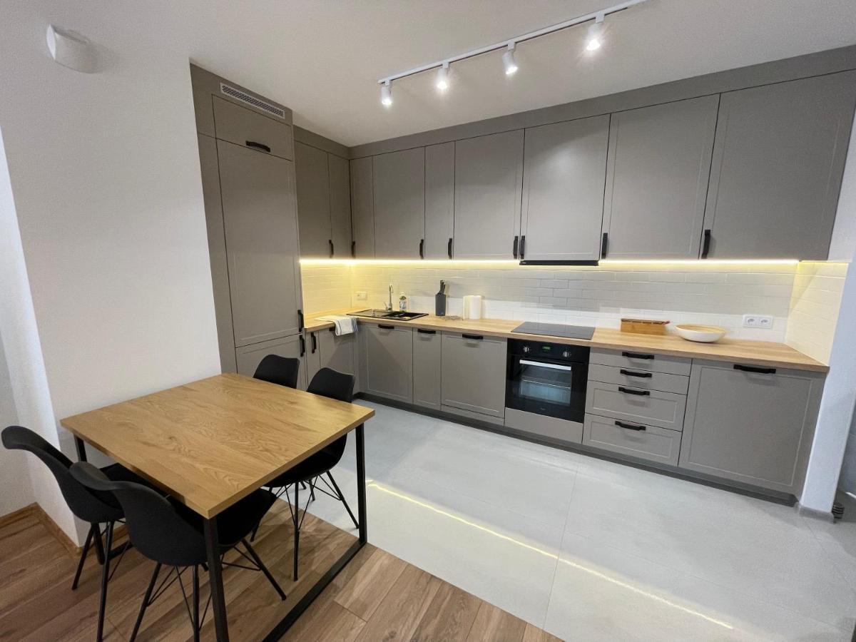 Newport Industrial Apartment Warschau Buitenkant foto
