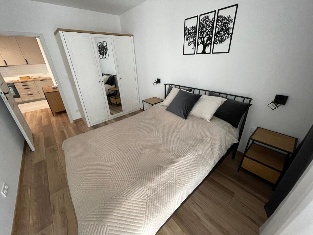 Newport Industrial Apartment Warschau Buitenkant foto