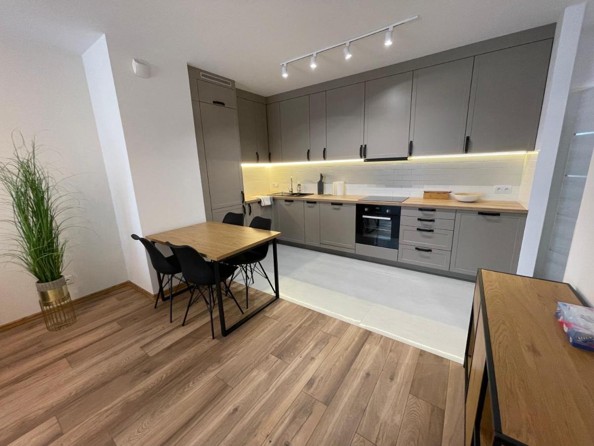 Newport Industrial Apartment Warschau Buitenkant foto